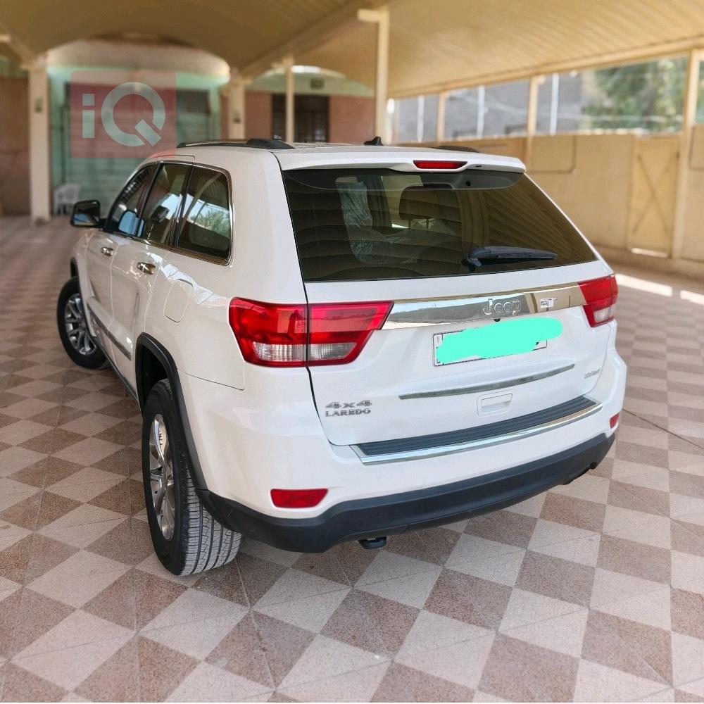 جيب جراند شيروكي